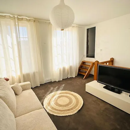 Beautiful Champagne House Holiday home *